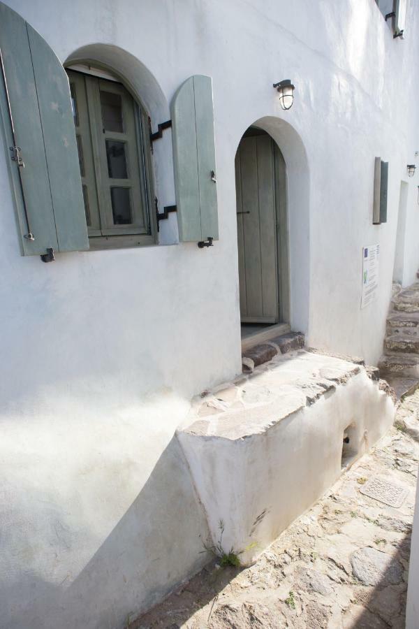 Pyrgos Stone House Villa Emporeios  Exterior photo